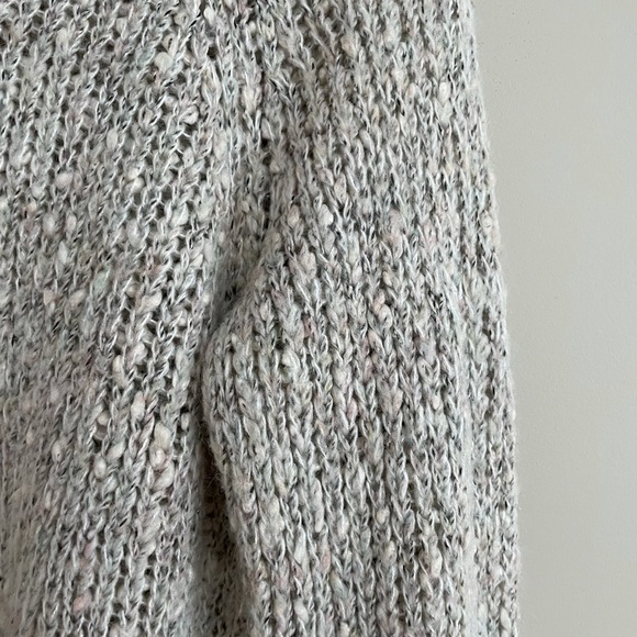 Forever 21 Knit Sweater - Picture 3 of 5